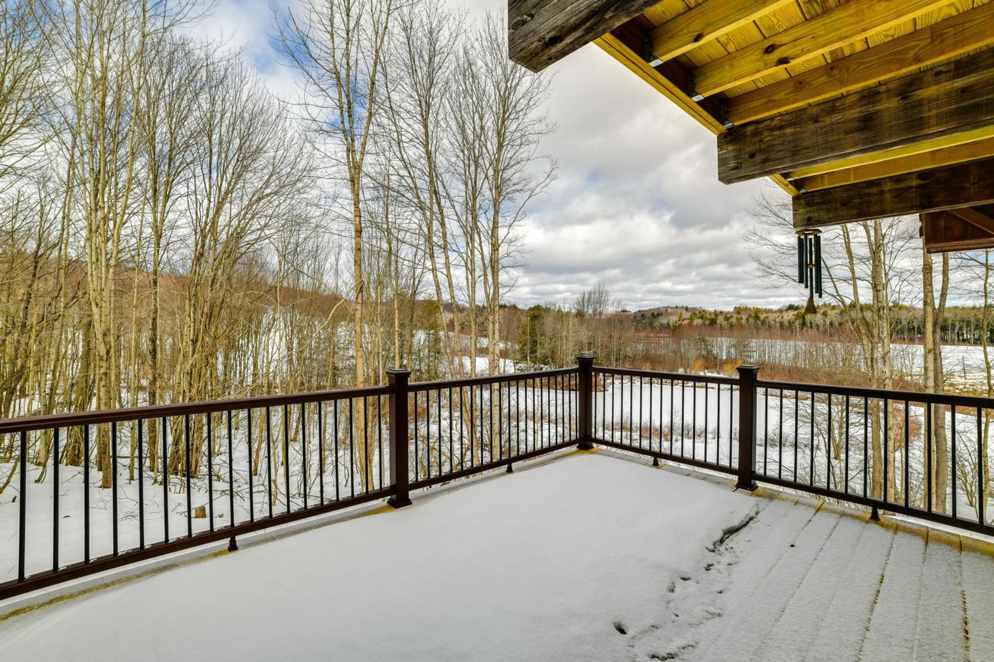 Golf, Fish And Retreat With Game In Thompson